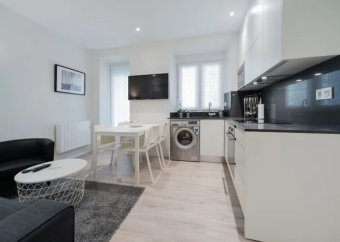 Apartamento Atenea By People Rentals